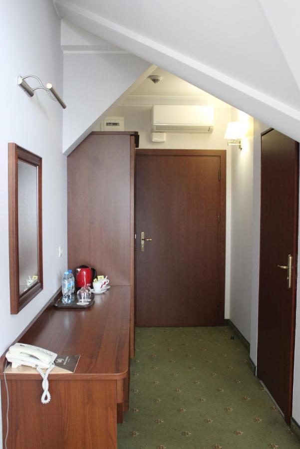 Hotel Masovia Gizycko Luaran gambar