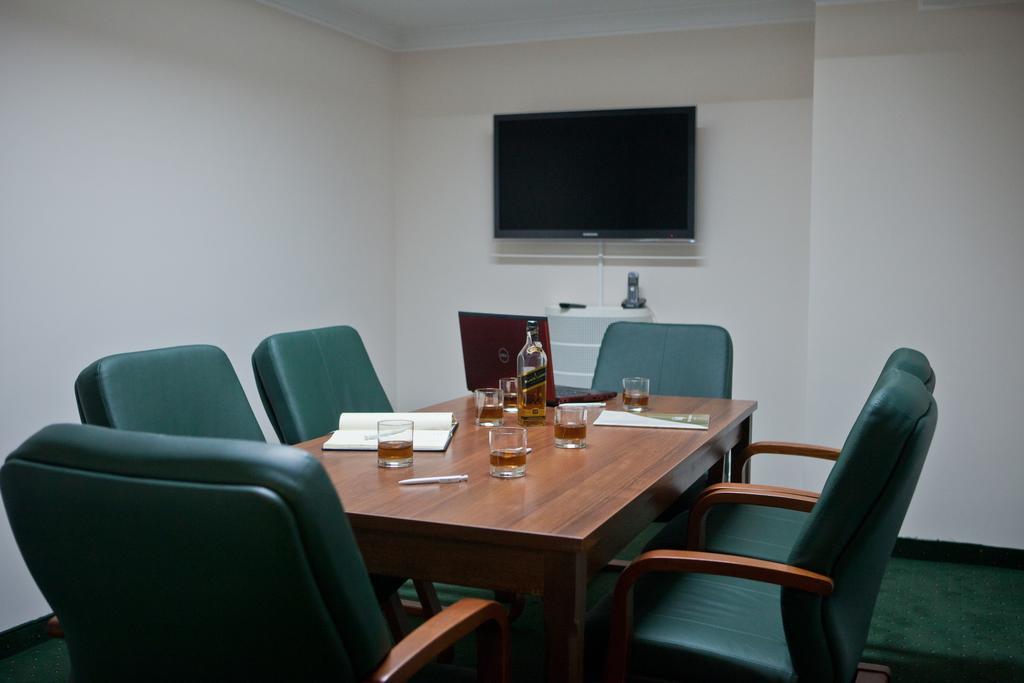 Hotel Masovia Gizycko Luaran gambar