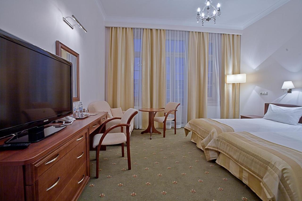 Hotel Masovia Gizycko Luaran gambar