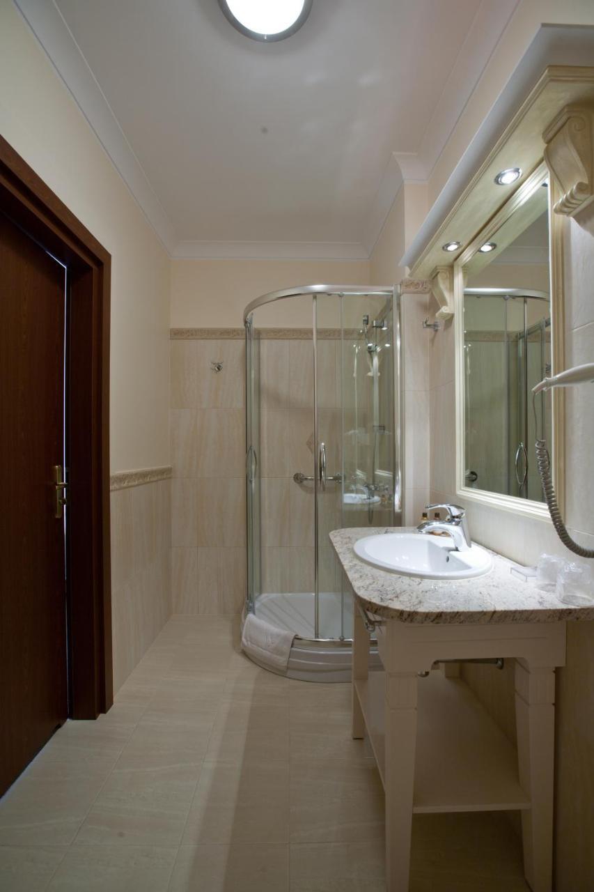 Hotel Masovia Gizycko Luaran gambar